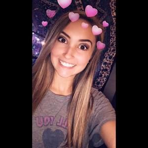 Meet your Posher, Chloe